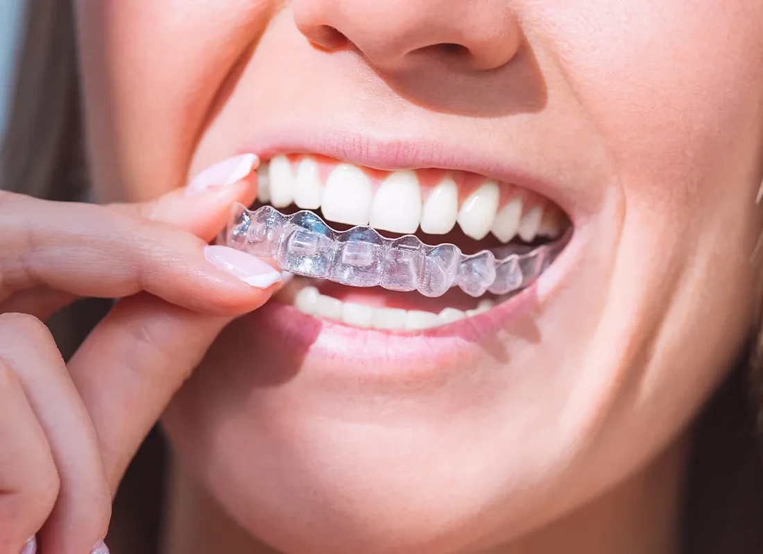 What Are the Ways a TMJ Dentist Can Help You?