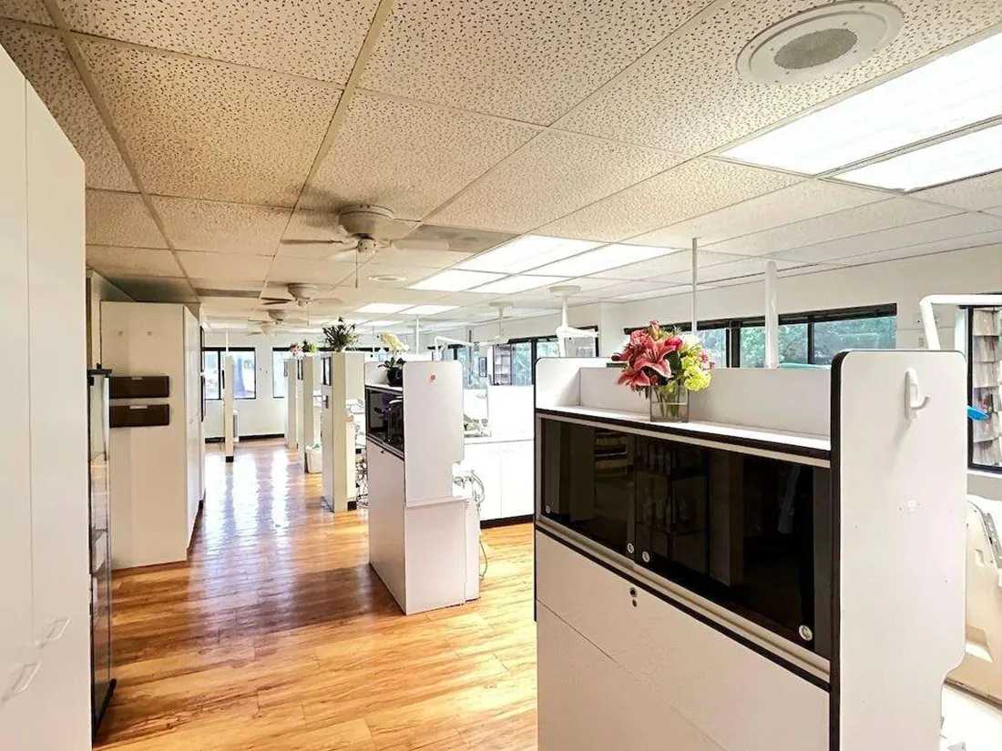 Bright, open treatment bays with a warm, personal touch.